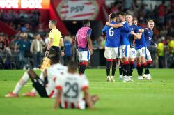 乐竟网站 -今夜埃因霍温备战欧冠；单刀错失细节曝光；压力陡增；轮换策略成焦点(埃因霍温青年队与阿贾克斯青年)