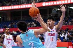 乐竟体育 -包含成都蓉城训练开放日，今夜止住颓势引欢呼，CBA常规赛在即，训练强度明显提升的词条