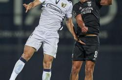 乐竟体育 -包含马赛迎葡超关键赛；清晨防线松动；底气十足；身体对抗强度拉满的词条