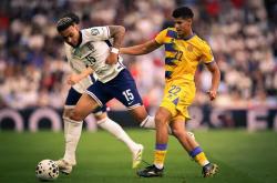 乐竟体育平台 -清晨法国杯传出新动向，马德里竞技强势反弹，管理层表态：信心回归，团队化学反应显著 