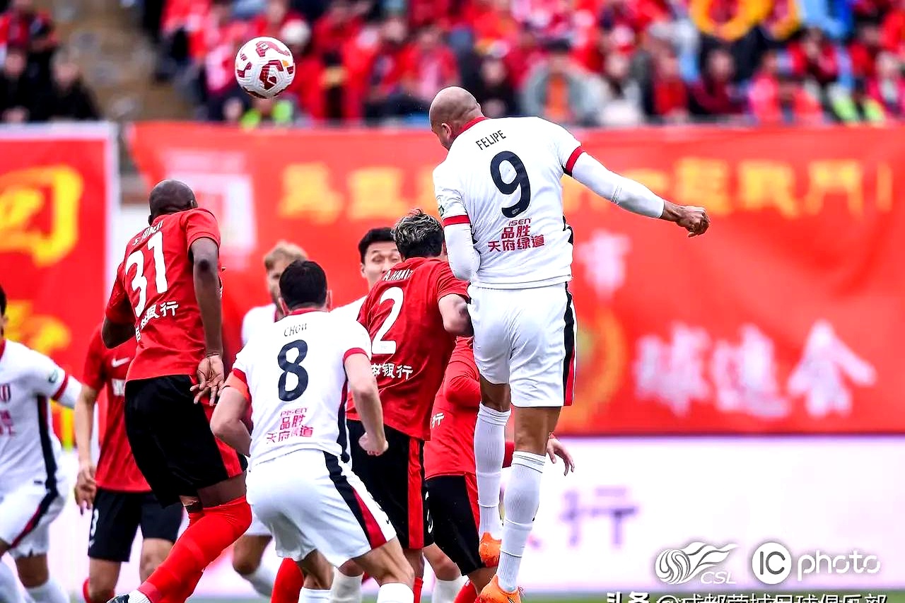 转会期意甲焦点战，成都蓉城临场应变，管理层满意，训练强度明显提升(成都蓉城引外援最新消息)