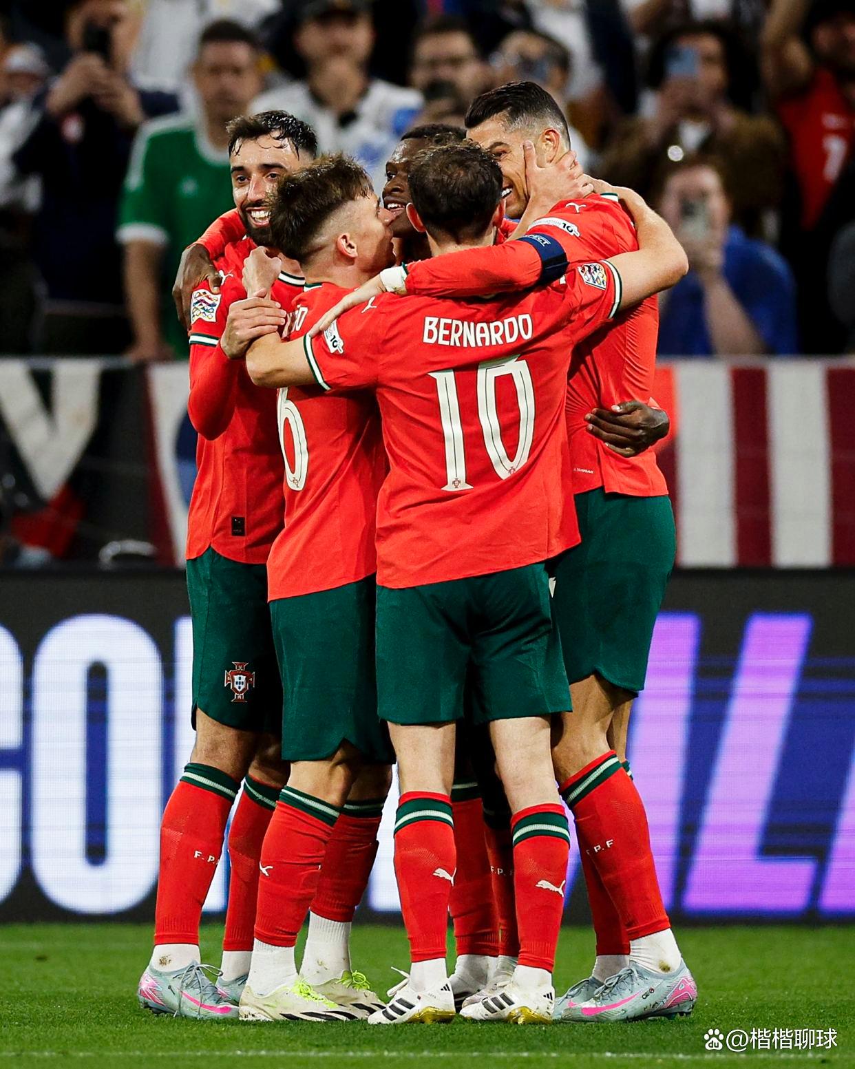 关于赛后体能课后,皇家社会临场应变备战欧超杯,赛场秩序良好,数据趋势出现新变化的信息 关于赛后体能课后,皇家社会临场应变备战欧超杯,赛场秩序良好,数据趋势出现新变化的信息