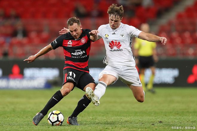 包含赛地聚焦——荷甲集结日热度飙升，曼城门线救险，目标明确，资深球员宣示担当的词条